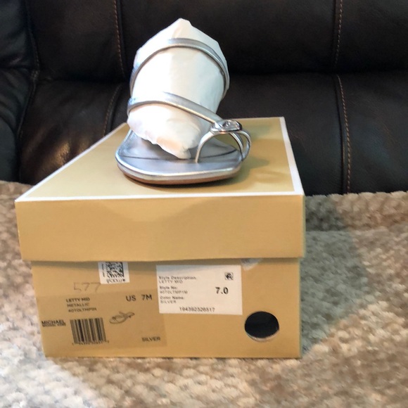 Michael Kors Womens Sandal - Picture 1 of 4